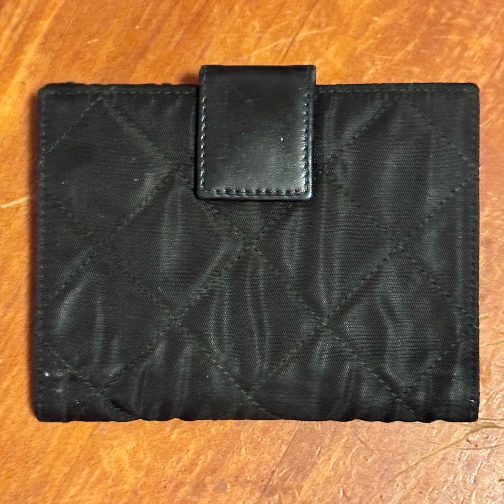 Prada Vintage w/ CoA Quilted Compact Wallet in Nylon & Leather Snap Closure EUC - Picture 2 of 5